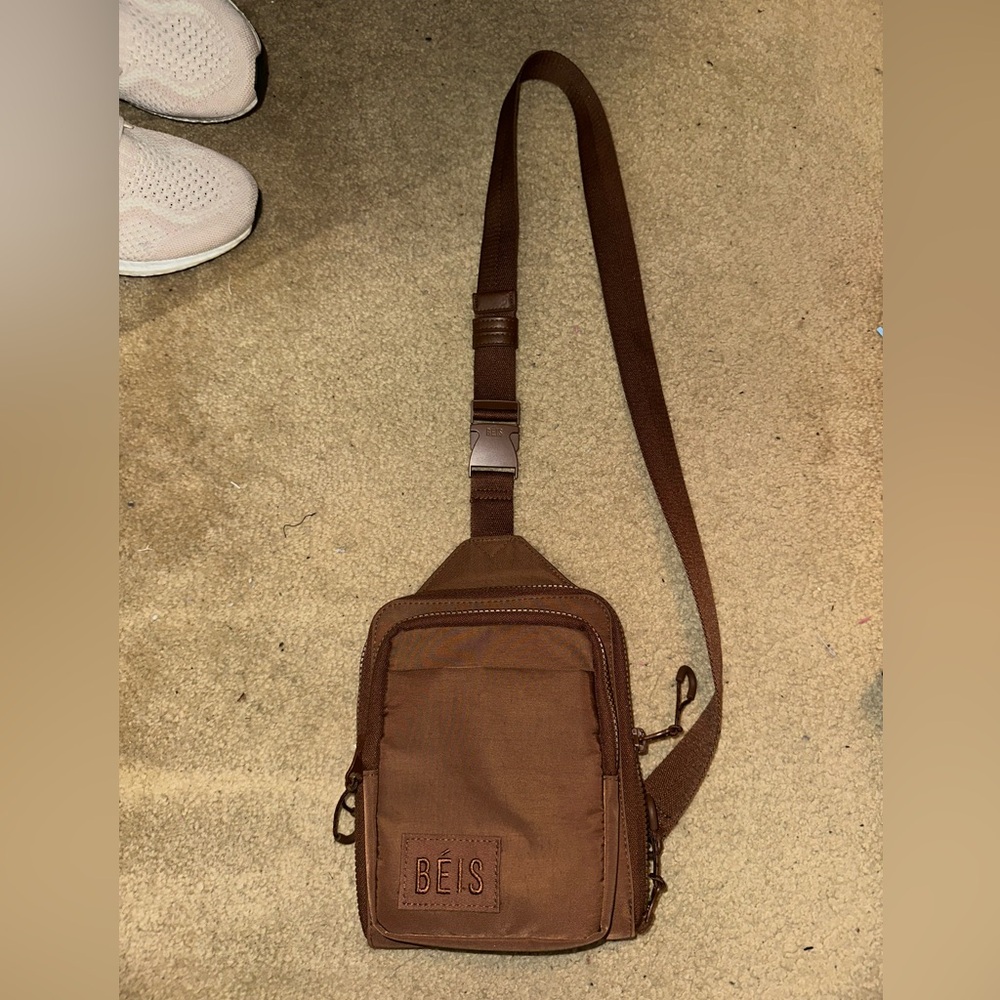 Beis sport sling in maple